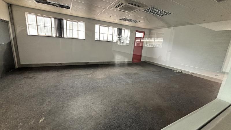 To Let commercial Property for Rent in Paarden Eiland Western Cape